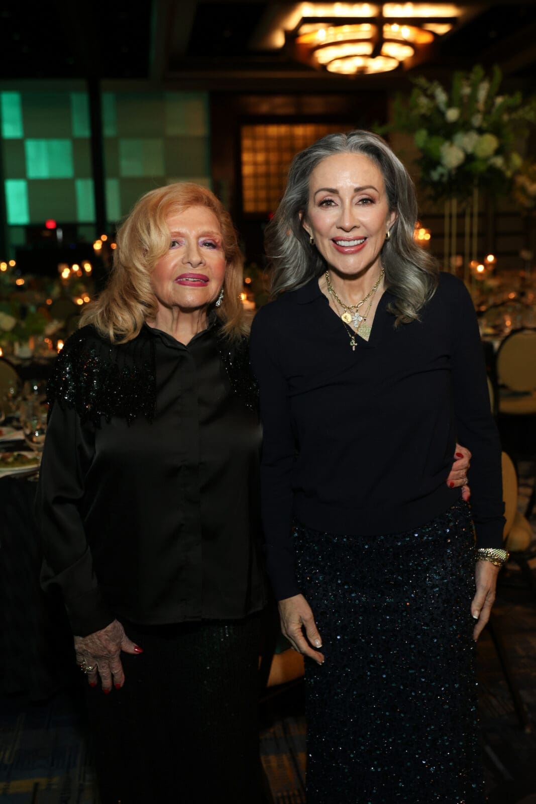 Holocaust survivor Edith Jucker, honoree Patricia Heaton  at the Holocaust Museum Houston  Lyndon Baines Johnson Moral Courage Award Dinner (Photo by Priscilla Dickson)