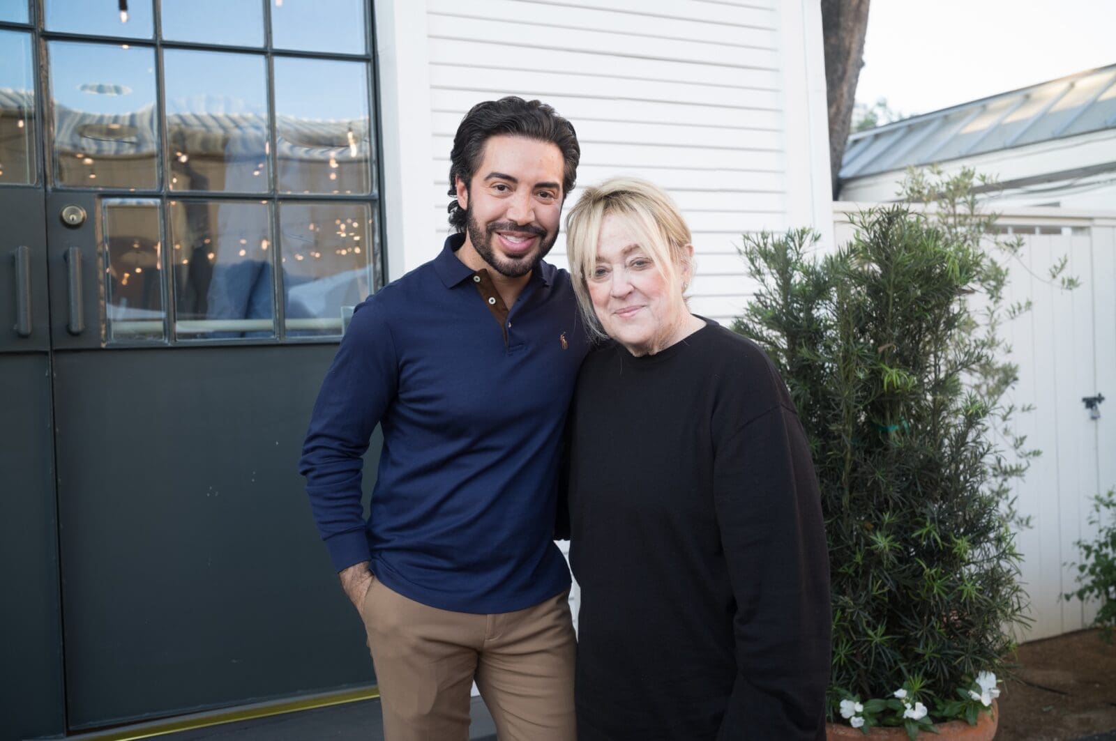 Mario Tort, Milieu's Pam Pierce at the Matt Camron Rugs celebration of its partnership with Rose Uniacke (Photo by Daniel Ortiz)