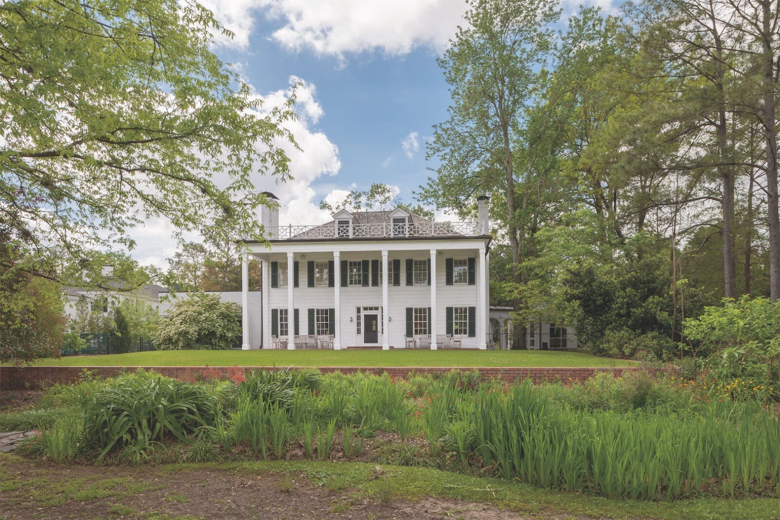 Mr. and Mrs. William L. Clayton Summer House, River Oaks, Houston, 1924, Birdsall P. Briscoe and Sam H. Dixon Jr. Garden elevation (Photo by Paul Hester)