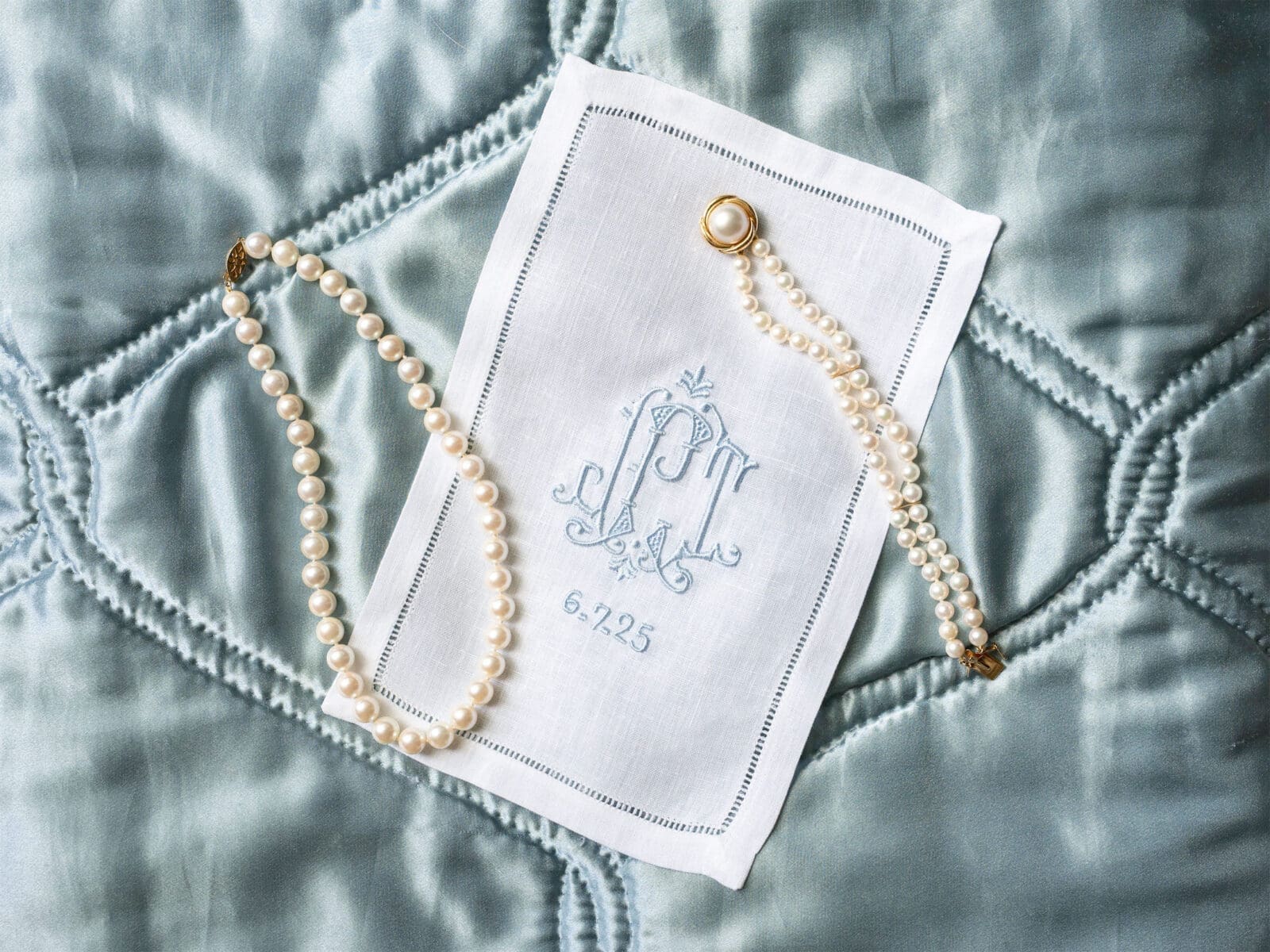 Hodges + Pike wedding details (Photo by The Browns)