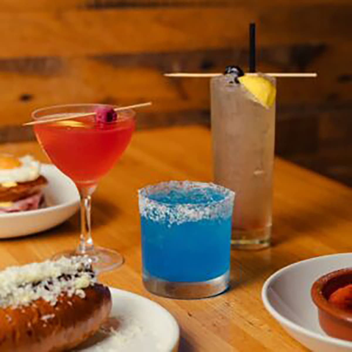 Fieldings-wood-grill-special-cocktails-1200