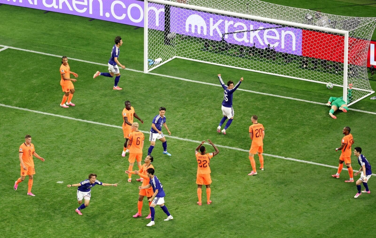 The electric 2-2 tie between Japan and Netherlands in Arlington's Dallas Stadium is one of the best games of the early World Cup.