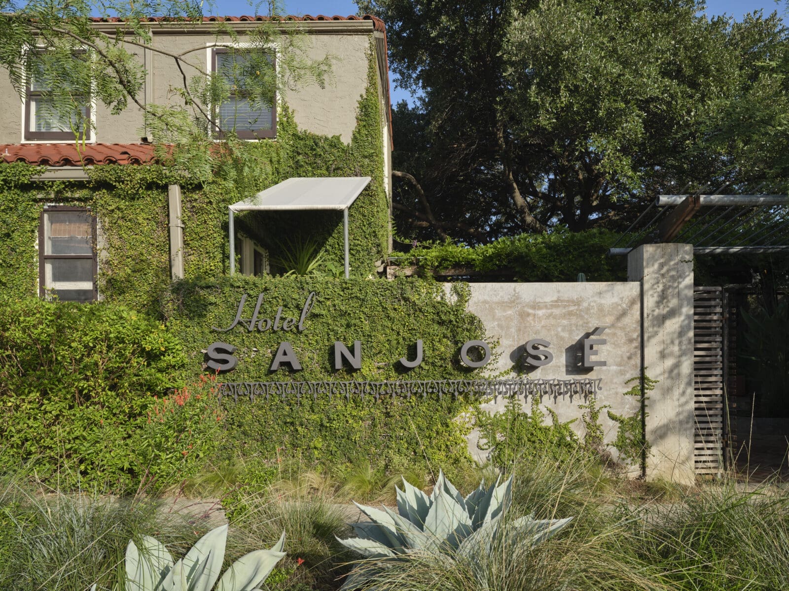 The iconic Hotel San José is a lush, hidden oasis from the bustle of South Congress Avenue. 