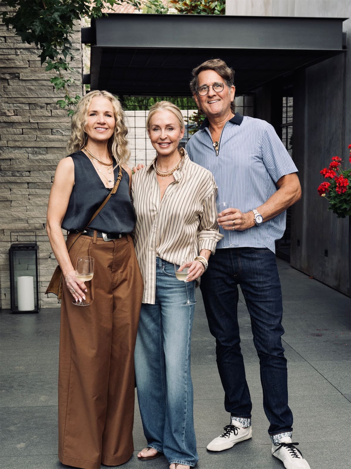 Jenny Kirtland, Kelly Parker, Niven Morgan at Lionel Morrison book signing event (Photo by George Fiala)