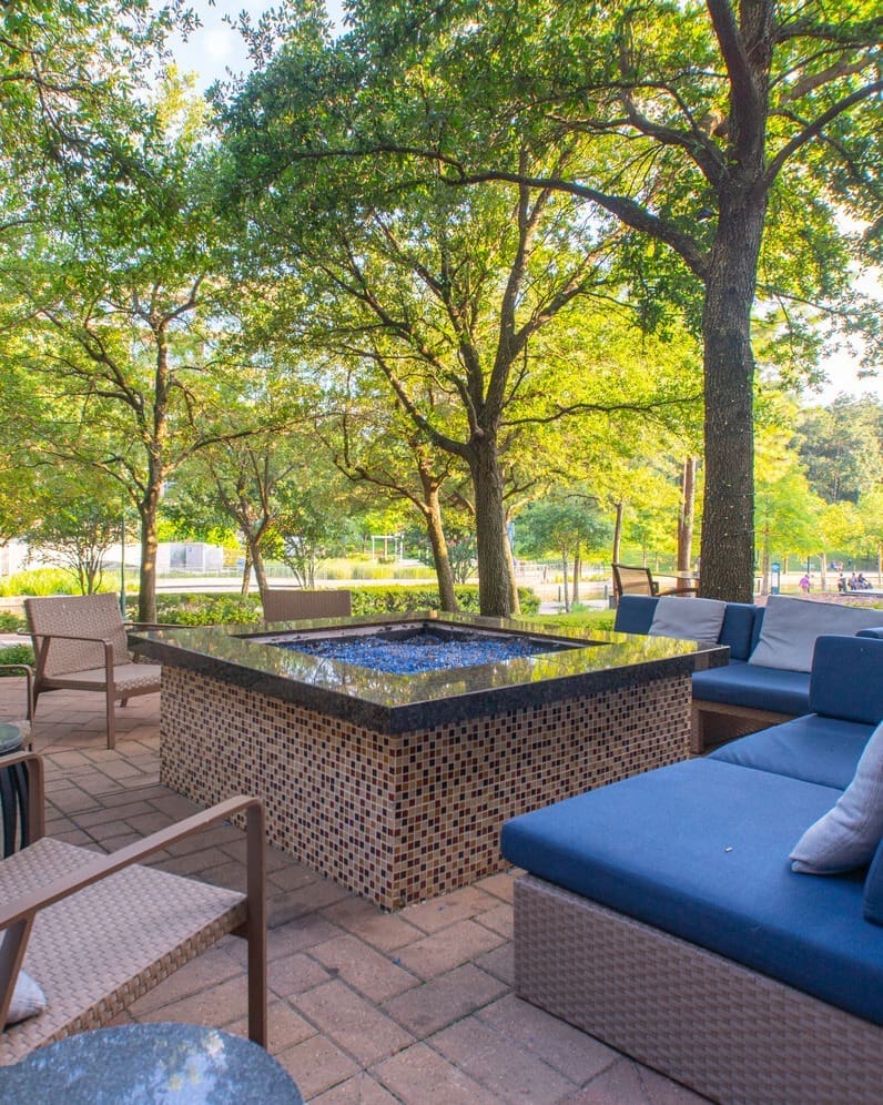 Enjoy relaxed patio vibes, live music, and delicious BBQ at The Waterway patio this Father's Day. (Photo courtesy of the Woodlands Marriott)