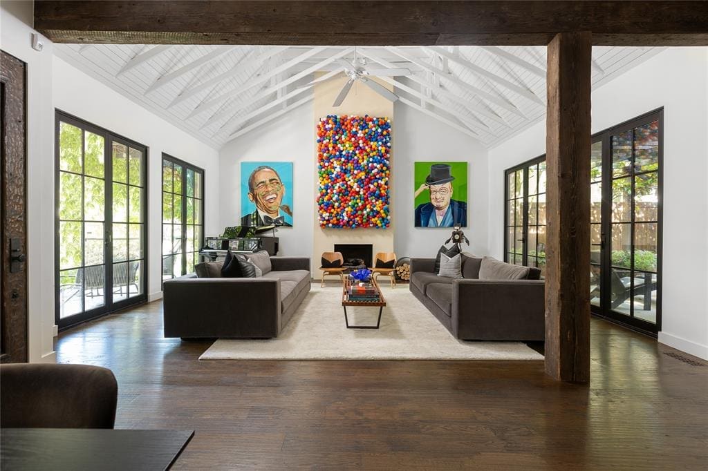 living room (Photo by Compass RE Texas, LLC)