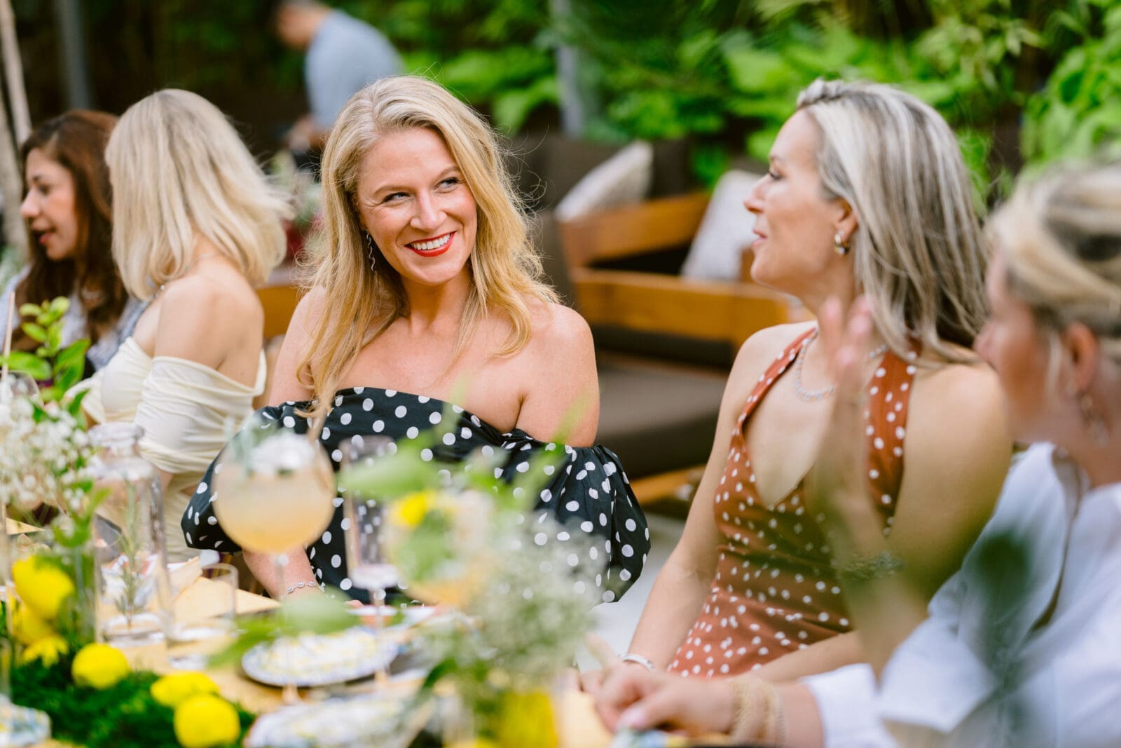 Katie Tsuru, Bethany Buchanan share a moment at Santé where SĀMAÁ Diamonds made its Houson debut (Photo by Si Vo Photography)