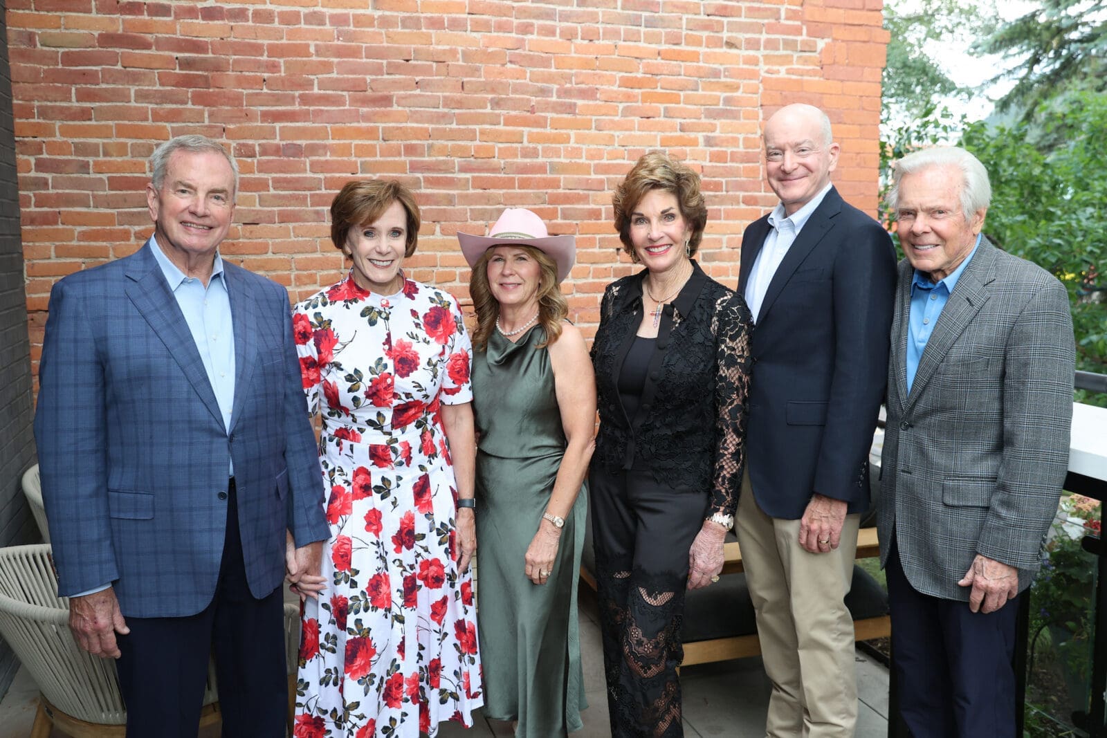 Edd & Nina Hendeer, Tonya Callender, Sherry Smith, Dr. David Callender, Jim Smith at the Memorial Hermann Foundation Aspen retreat (Photo by Priscilla Dickson)
