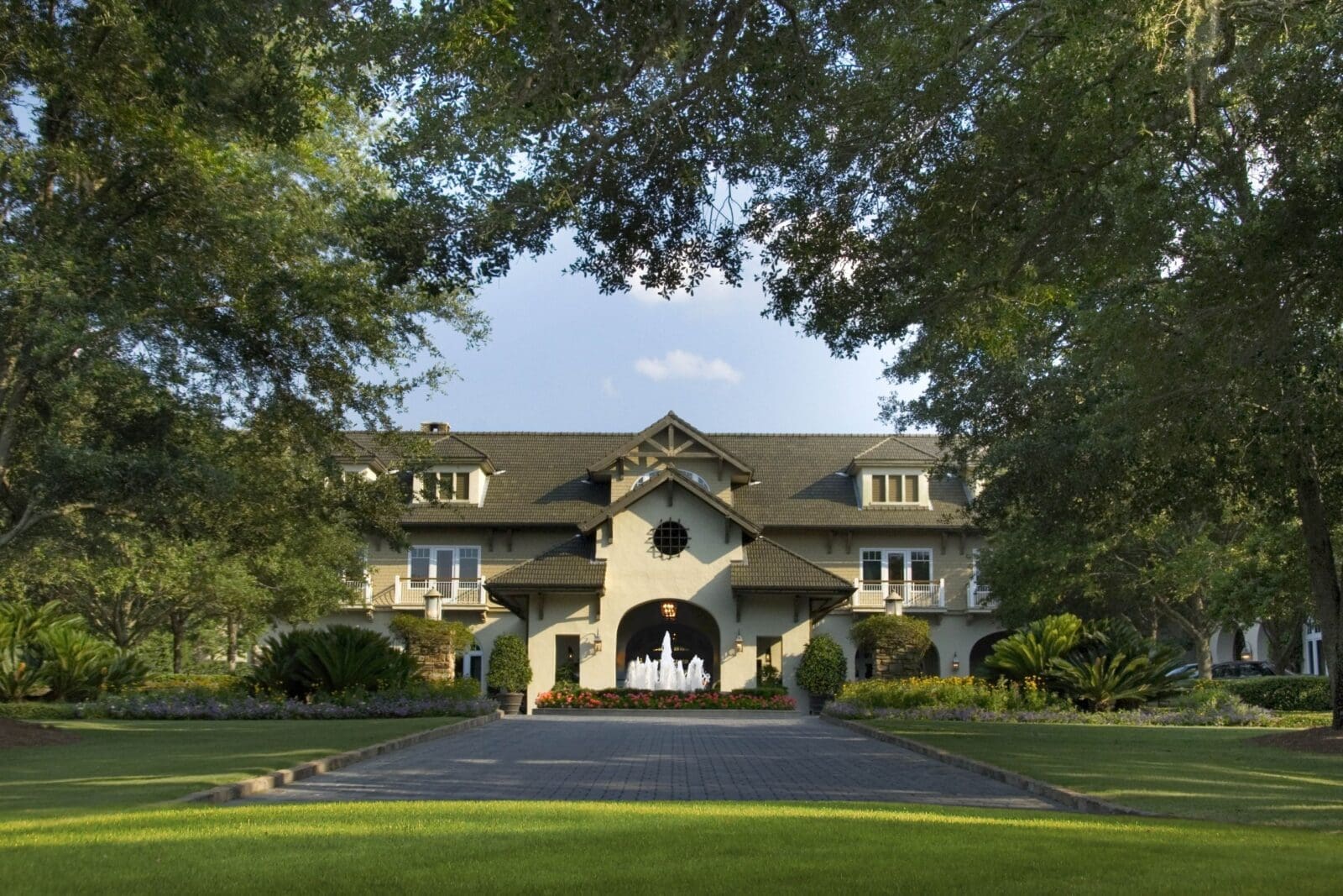 The entrance to The Lodge at Sea Island (Photo by Sea Island)